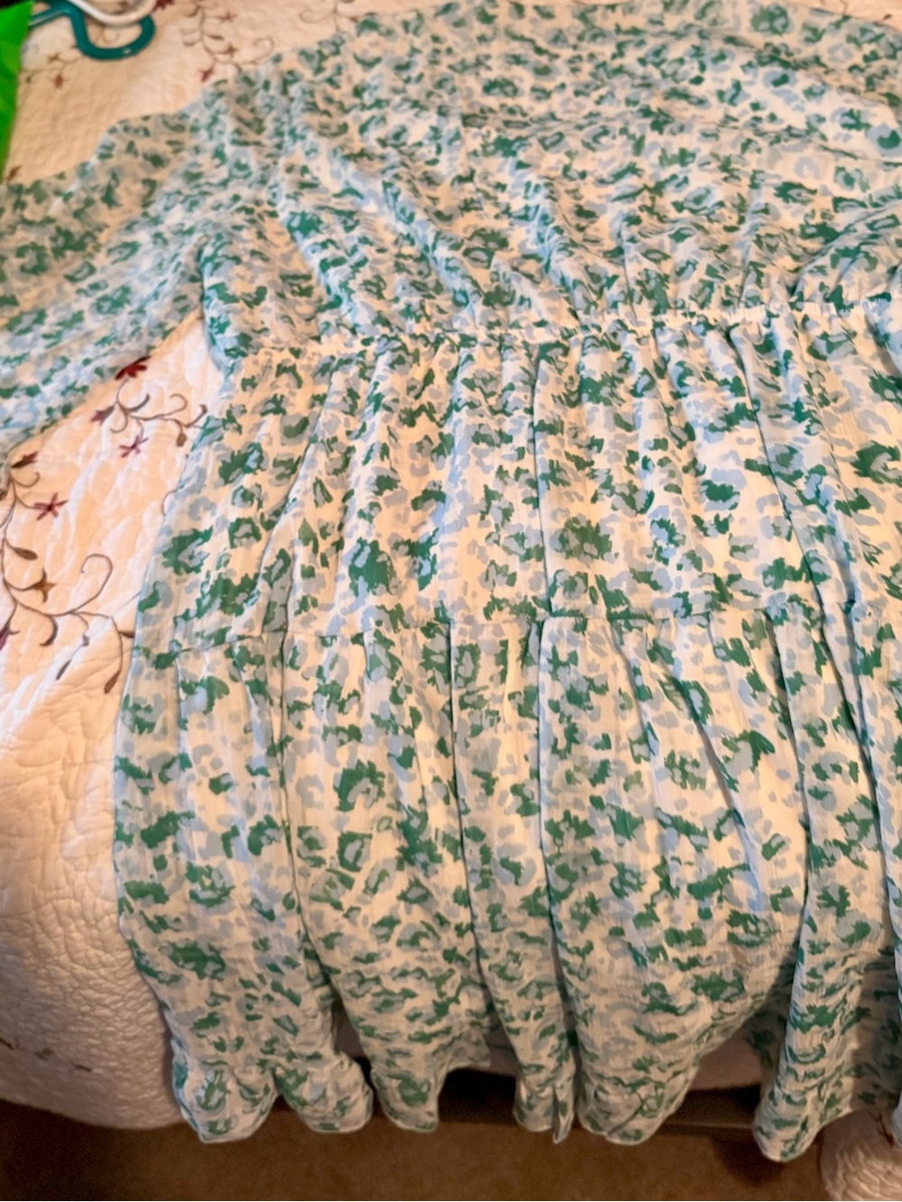 entro Green and White Floral Mini Dress
